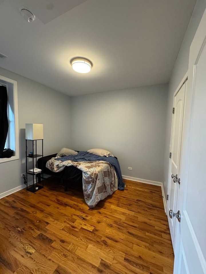 1148 N Keeler Ave #1W - Photo 5 of 8