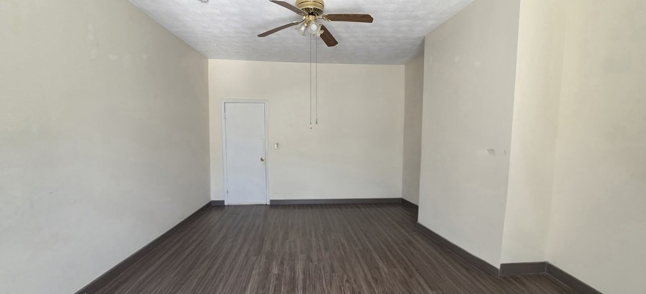 193 Brooks St #1 - Photo 3 of 10