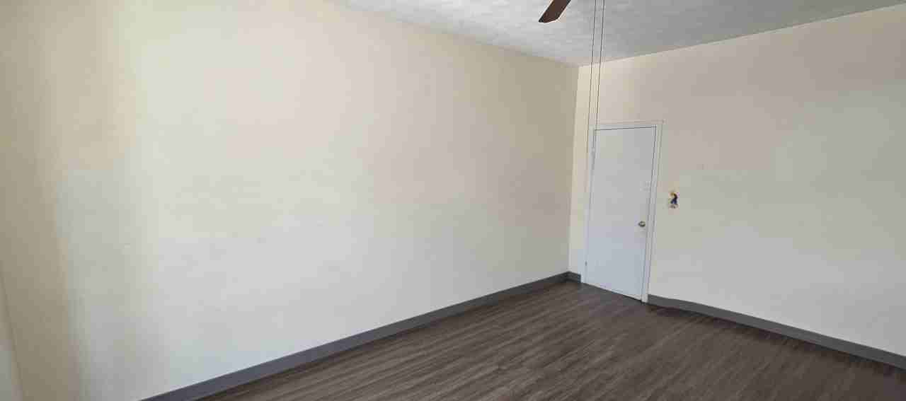 193 Brooks St #1 - Photo 4 of 10