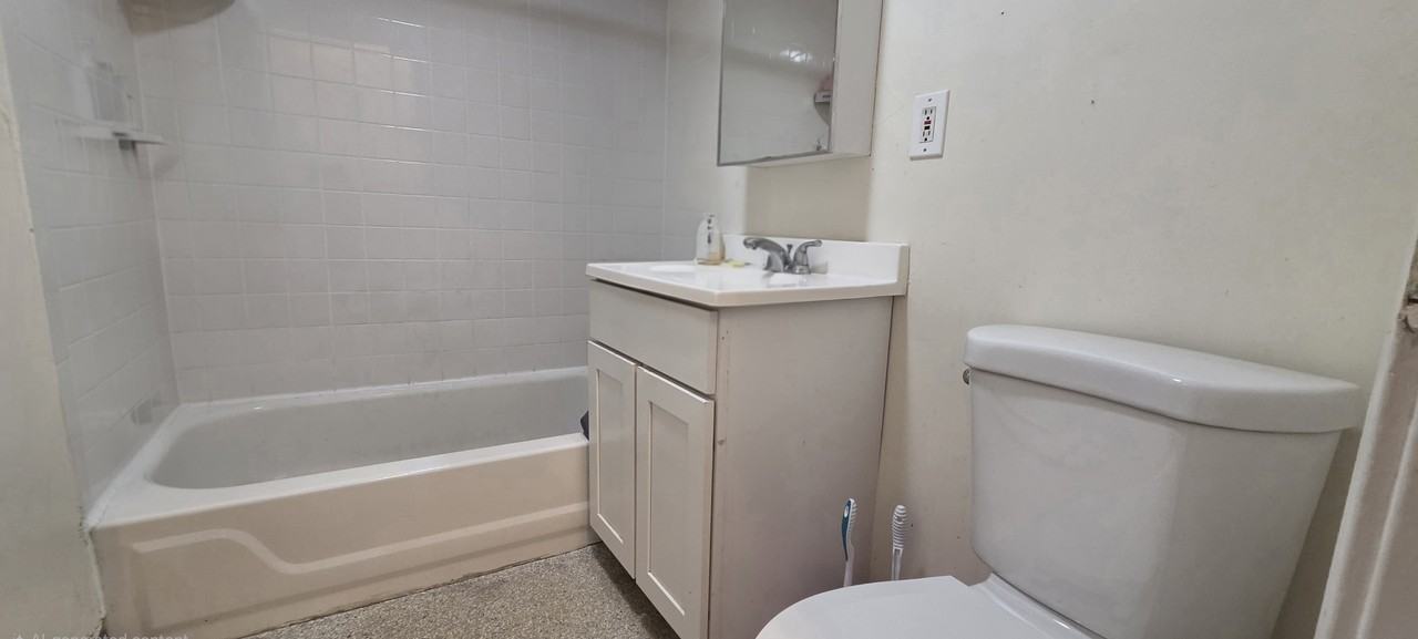 193 Brooks St #1 - Photo 6 of 10