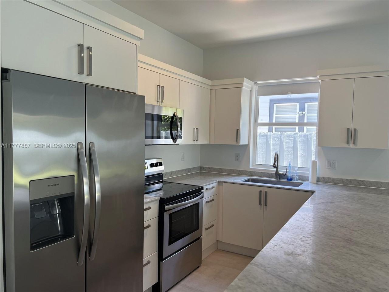 3663 Southwest 15th Street #3663 - Photo 2 of 27