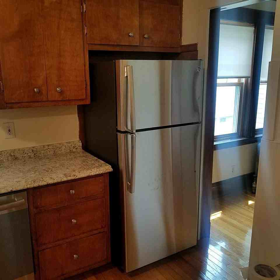 396 Mount Auburn St #396 - Photo 2 of 11