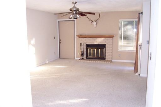 5192 Makati Cir - Photo 2 of 8