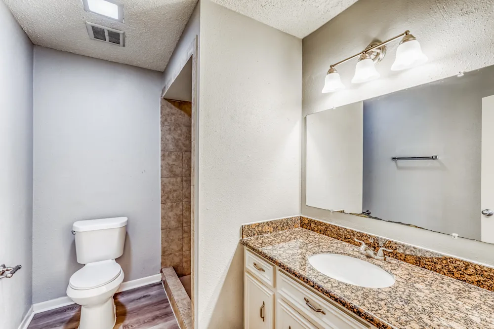 2307 Cambridge Ct N #NA - Photo 3 of 9