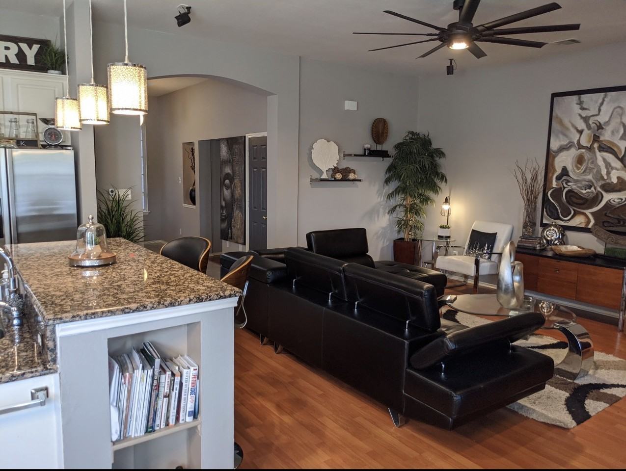 301 Mimosa Dr #NA - Photo 3 of 13