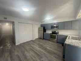 featured image of 513 Wisconsin St Ne #1A