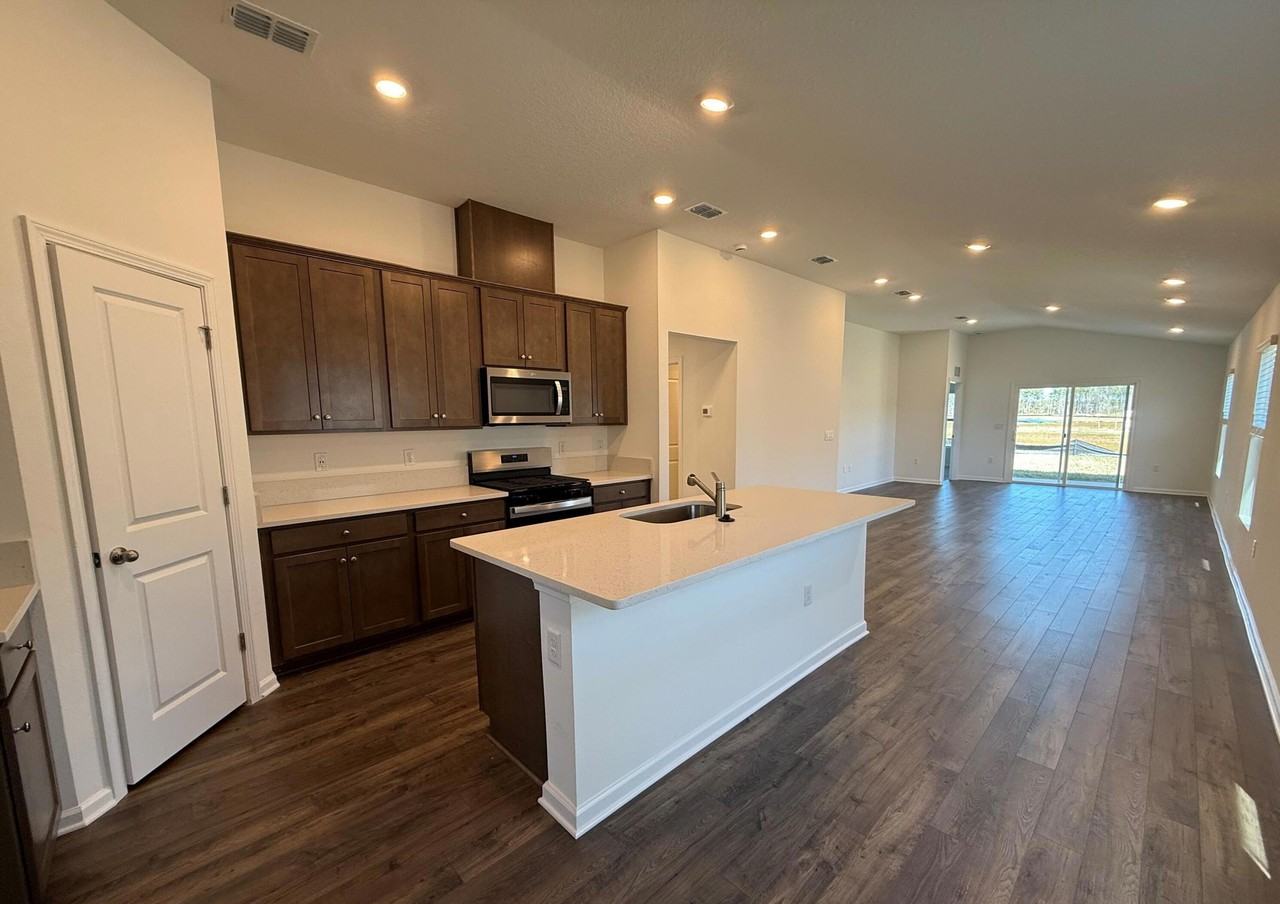 1608 Trainors Way #NA - Photo 3 of 20