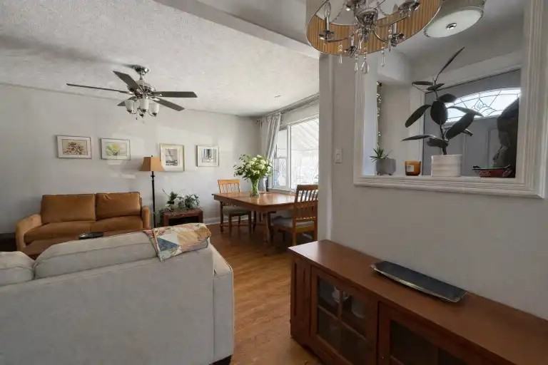 184 Dumble Ave - Photo 5 of 23