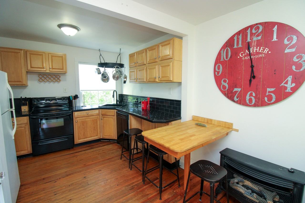 375 Weaverville Rd #3 - Photo 3 of 16