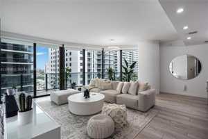 featured image of 45 Southwest 9th Street #1508