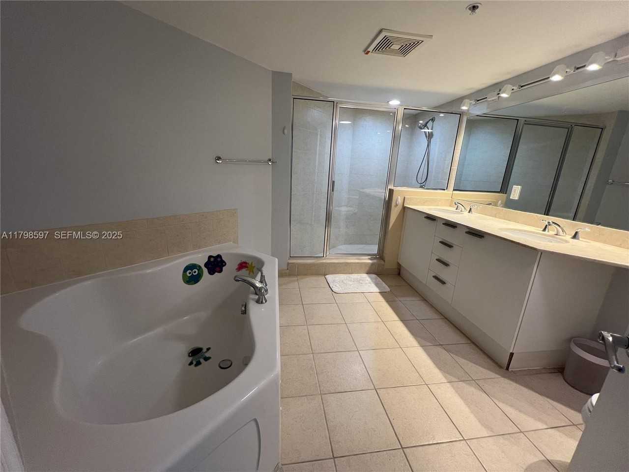 16699 Collins Avenue #1202 - Photo 7 of 46