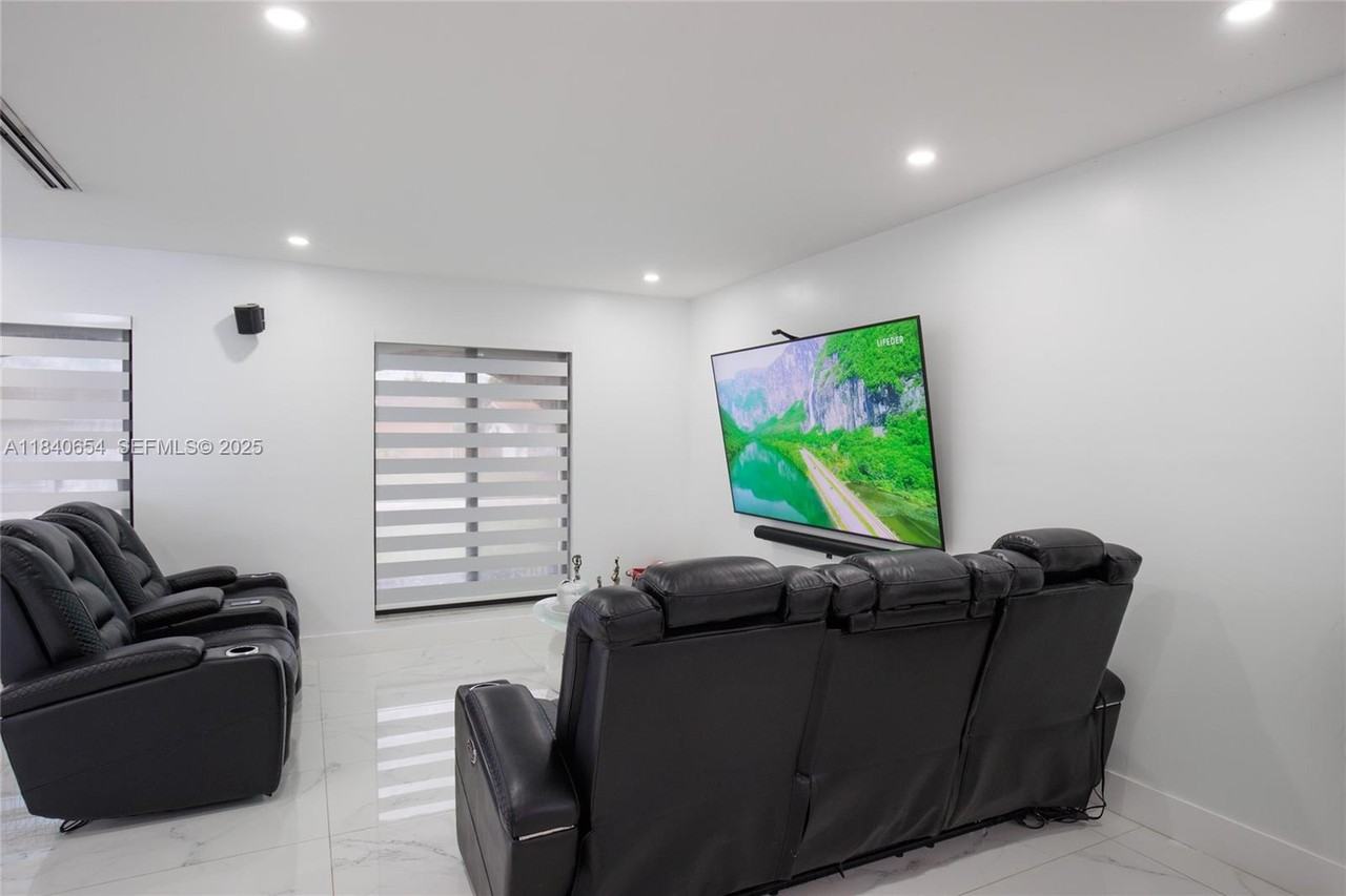 12021 Northwest 29th Place #0 - Photo 6 of 39