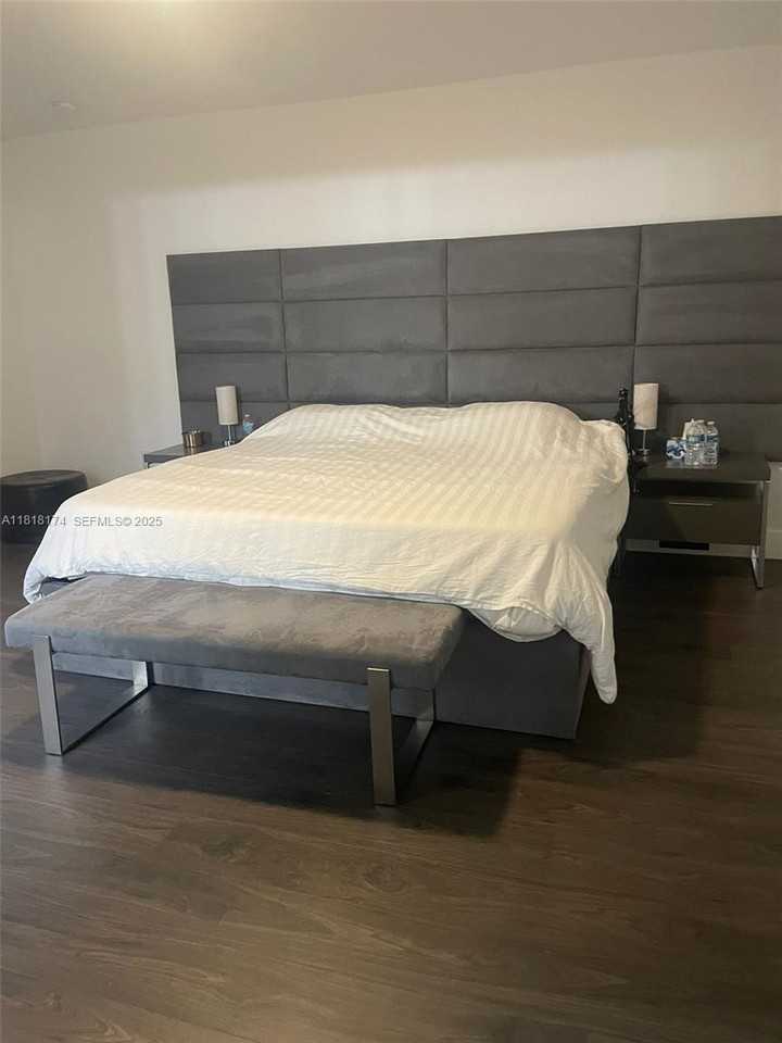 3270 Southwest 44th Street - Photo 7 of 27