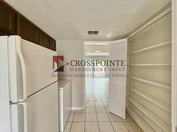 2518 Delmar Dr #2518 - Photo 7 of 17