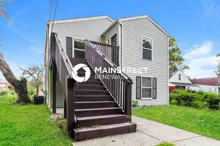 2913 Dumesnil St #2 - Photo 2 of 15