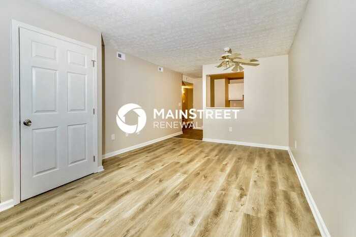 2913 Dumesnil St #2 - Photo 3 of 15