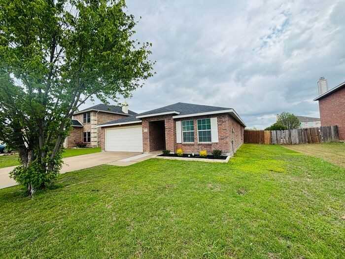 8119 Lost Canyon Trl - Photo 4 of 23