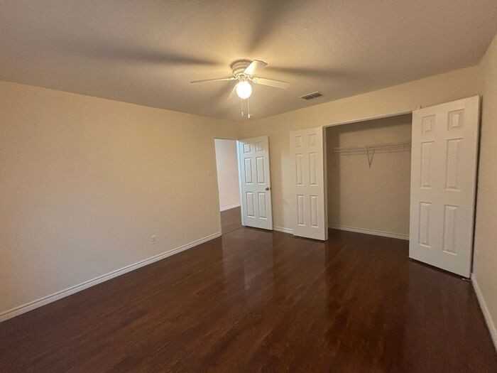 8119 Lost Canyon Trl - Photo 7 of 23