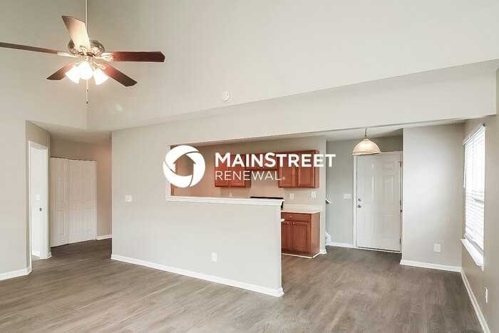 3524 Devon Chase Rd - Photo 5 of 17