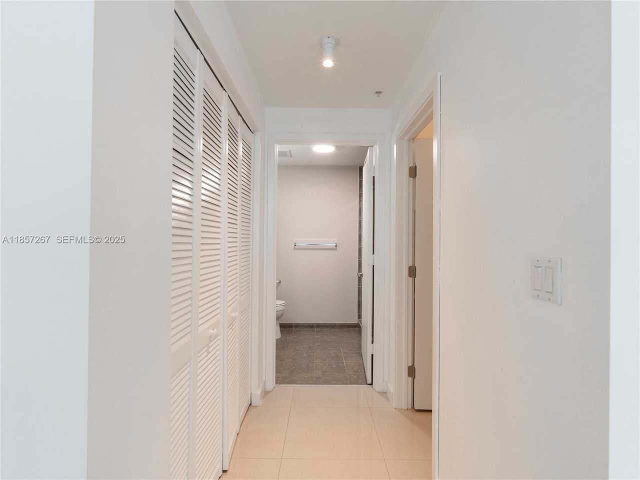 3449 Northeast 1st Avenue #L36 - Photo 3 of 31