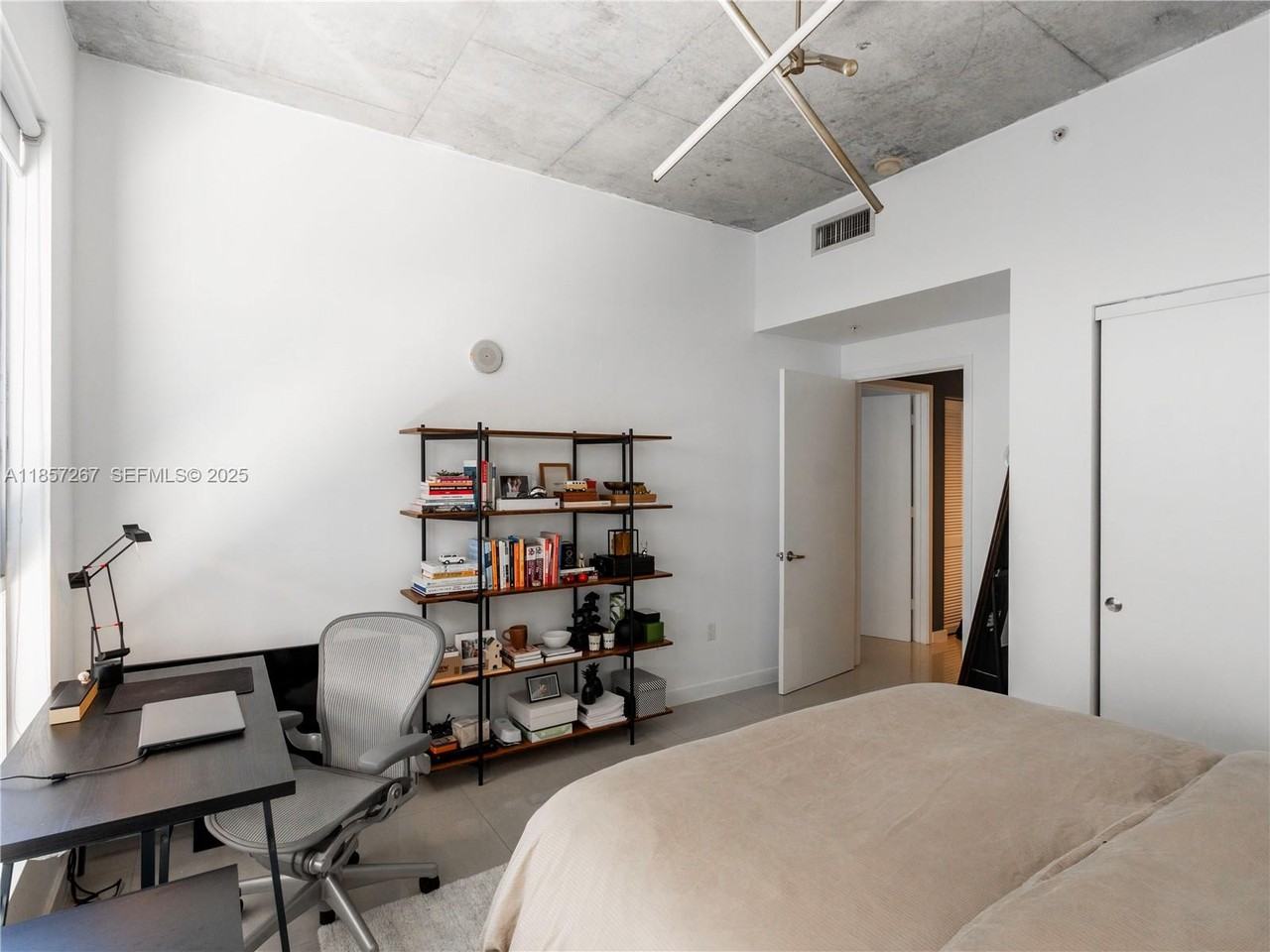 3449 Northeast 1st Avenue #L36 - Photo 6 of 31