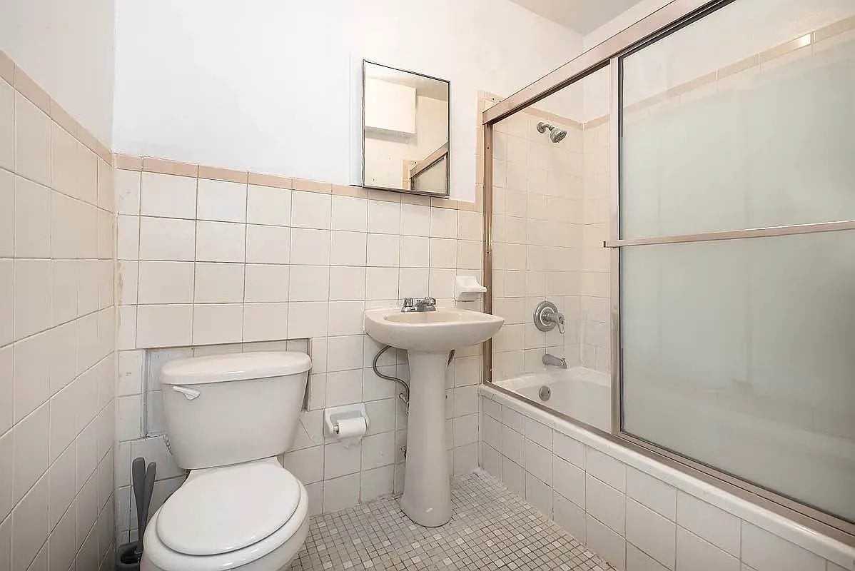 52 W 125th St #3R - Photo 3 of 3