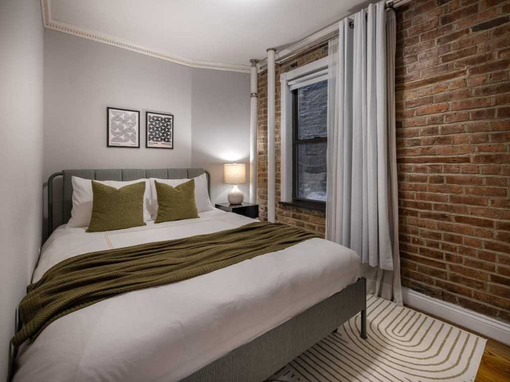 115 Mulberry St #2F - Photo 2 of 10