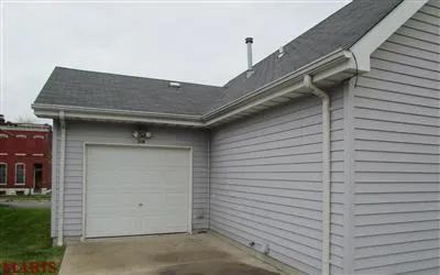 3118 Rutger St - Photo 5 of 20