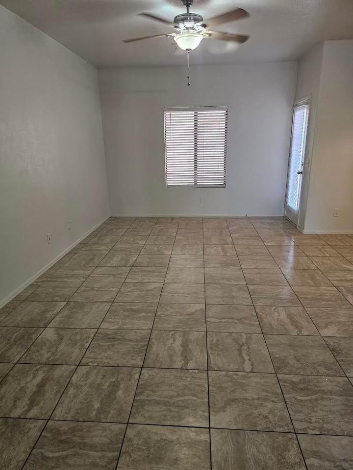 814 W Cholla St - Photo 5 of 14