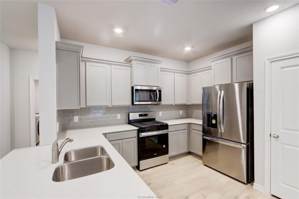 6209 Raleigh Dr - Photo 6 of 27