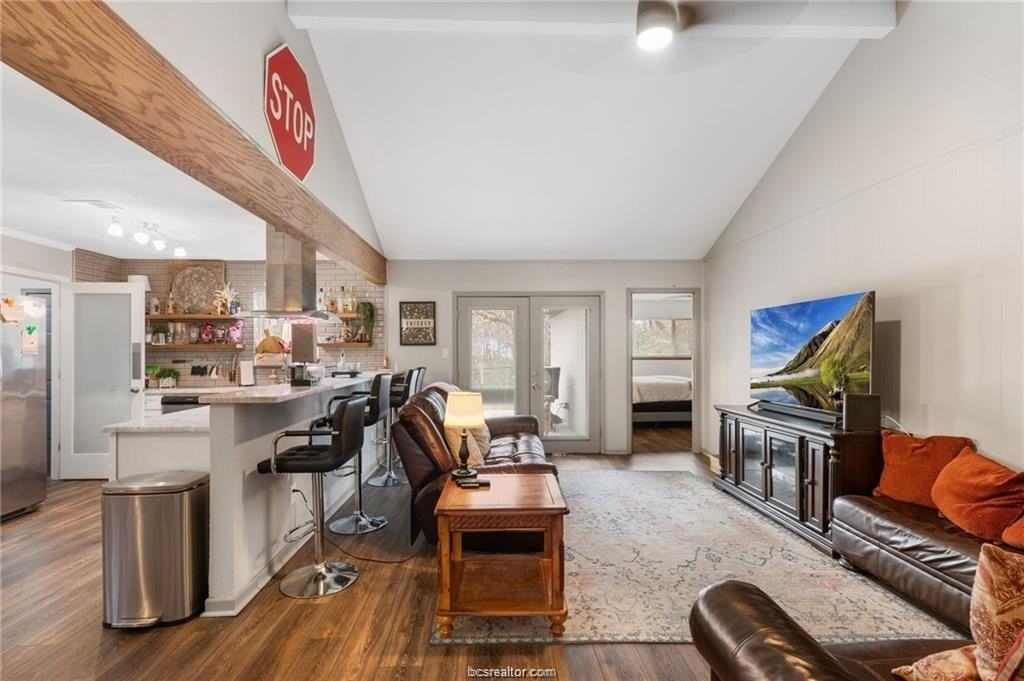 1117 Berkeley St - Photo 6 of 26