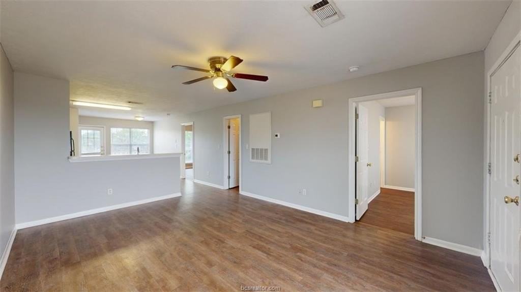 1507 Hollowhill Dr #B - Photo 3 of 20