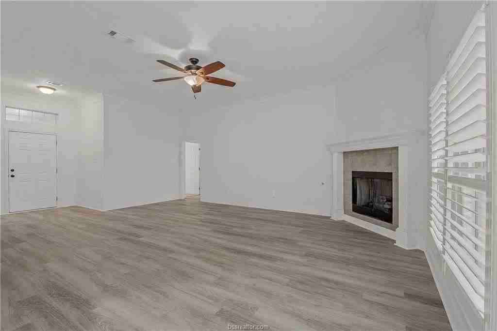 305 Stone Chase Ct - Photo 7 of 25