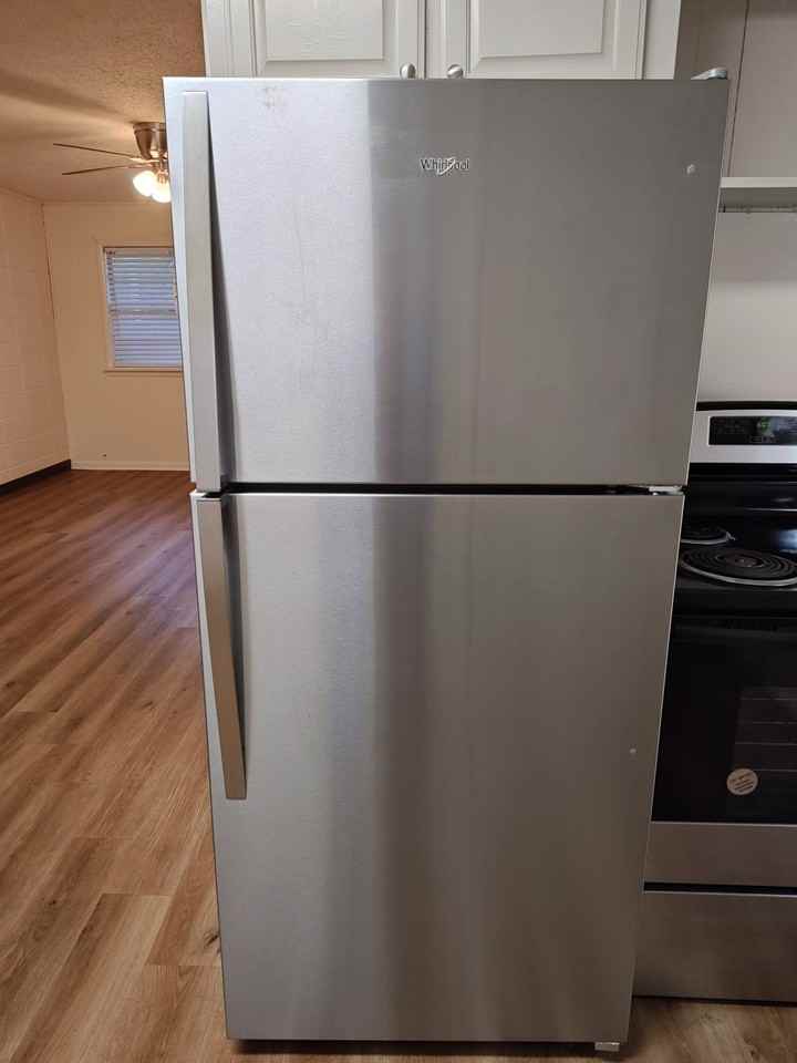 1950 Torreyson Street - Photo 4 of 20