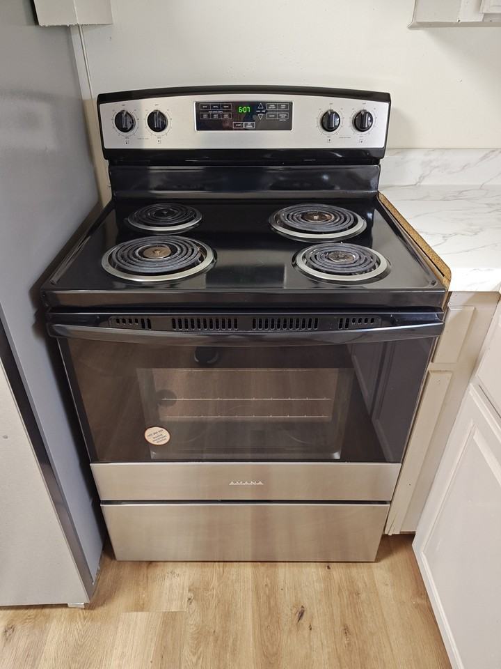 1950 Torreyson Street - Photo 5 of 20