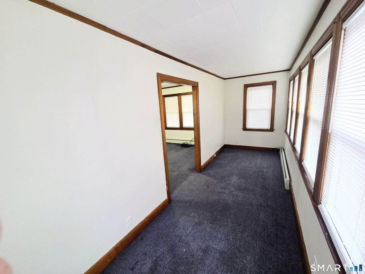 387 Putnam Pike - Photo 6 of 17