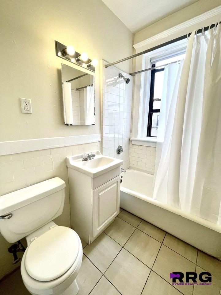 1148 Commonwealth Avenue #38 - Photo 4 of 9