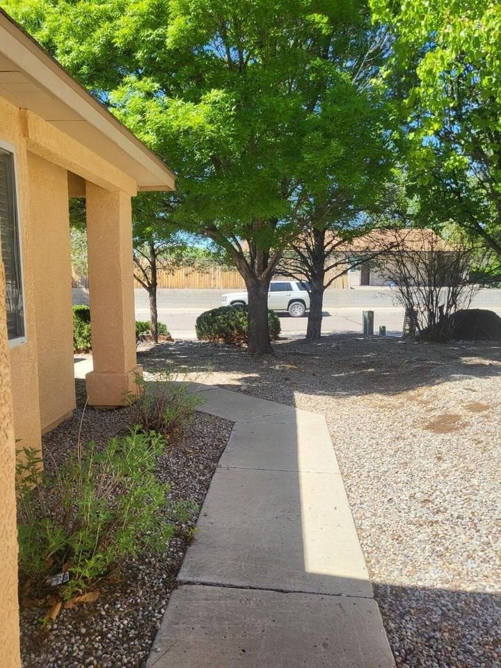 3008 Laurel Meadows Dr Ne - Photo 5 of 33