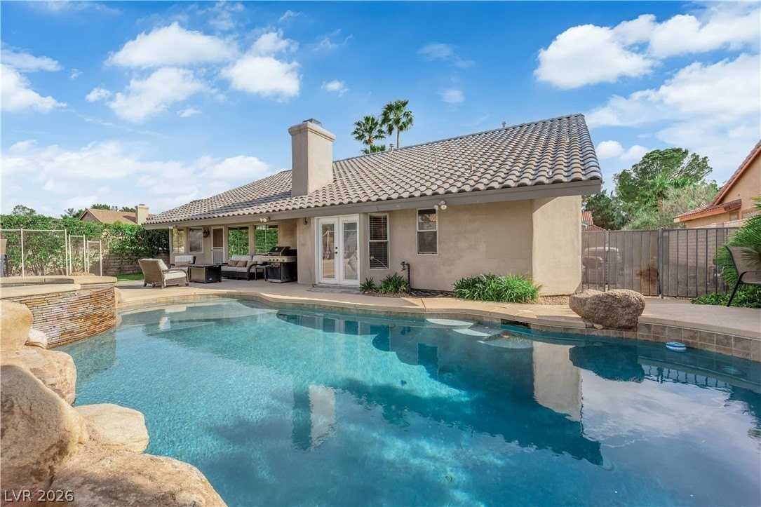 9508 Cape Sable Ln - Photo 4 of 43