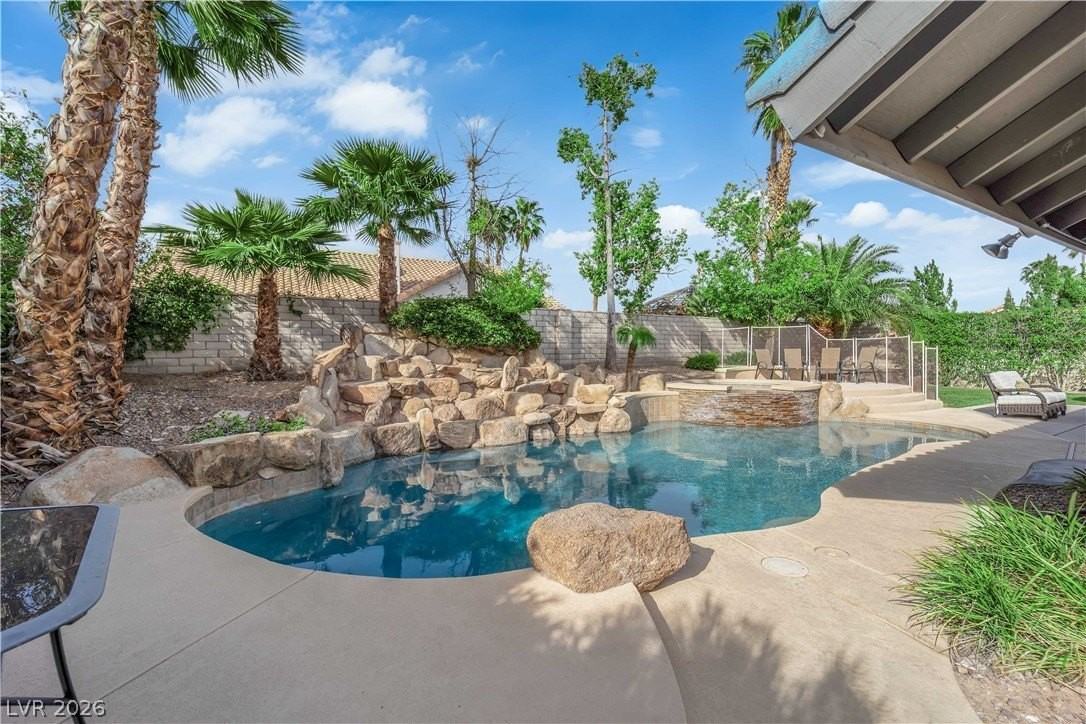 9508 Cape Sable Ln - Photo 5 of 43