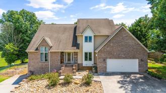 219 Sullivan Pt - Photo 1 of 1