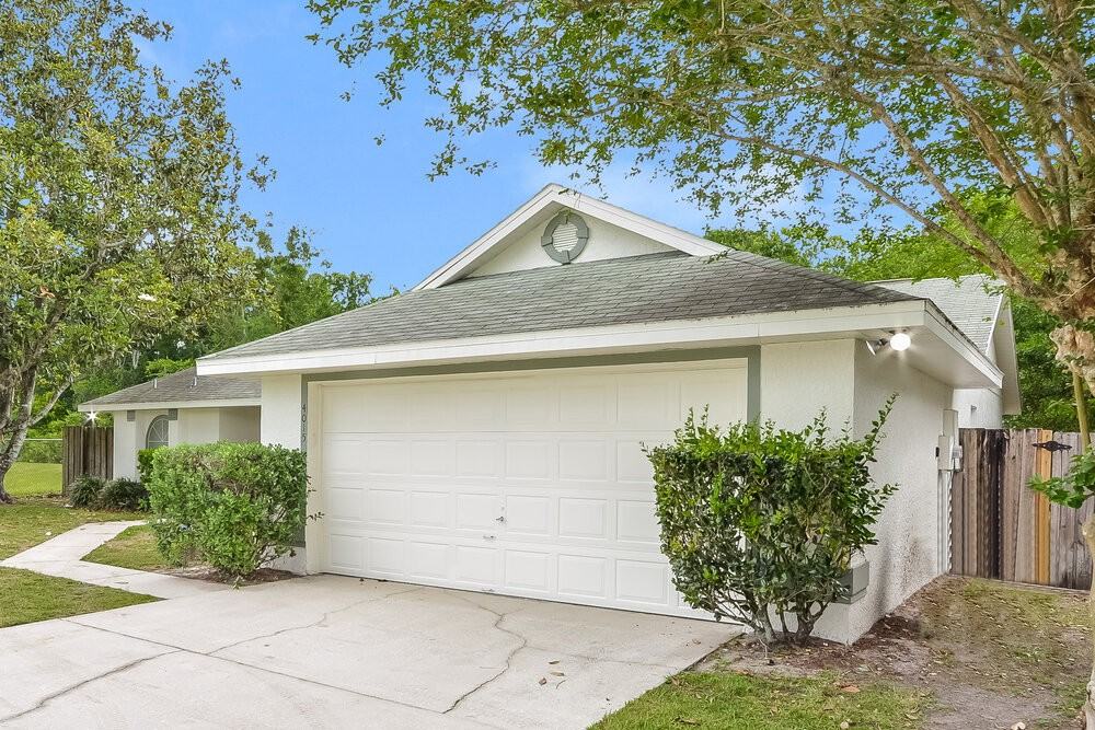 4015 Eagle Feather Dr - Photo 4 of 16