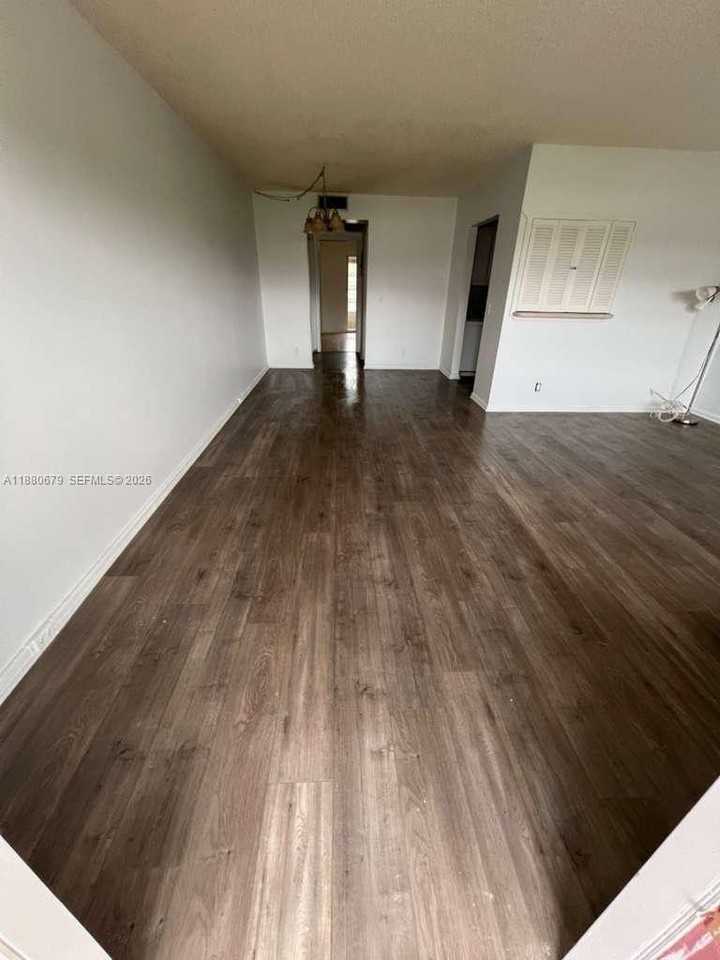 82 Fanshaw B #82 - Photo 6 of 7