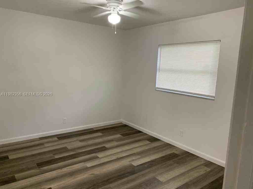 4121 Nw 30th Ter #1 - Photo 5 of 6