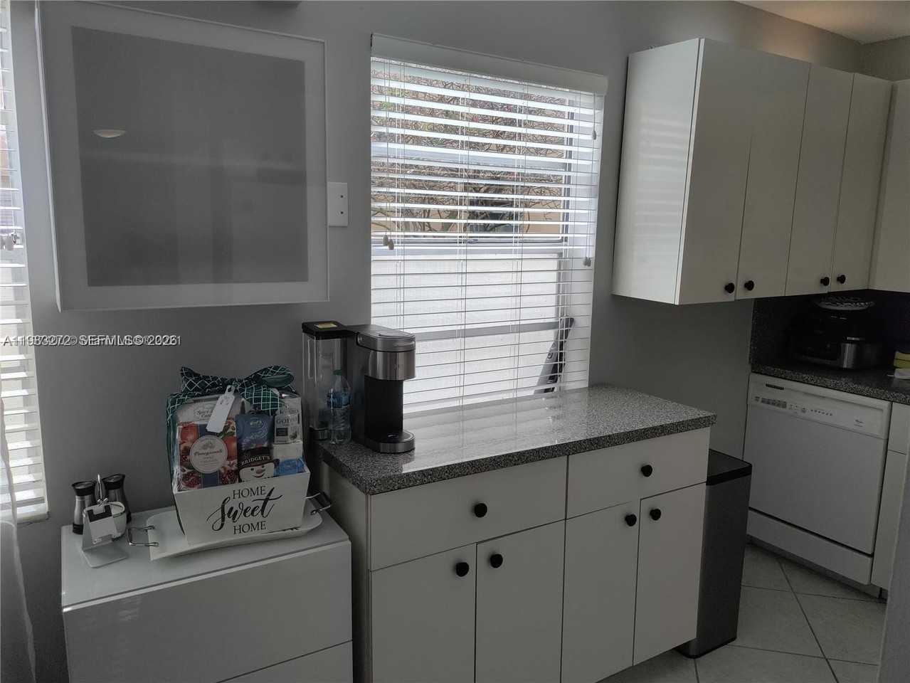 452 Flanders J #452 - Photo 5 of 27