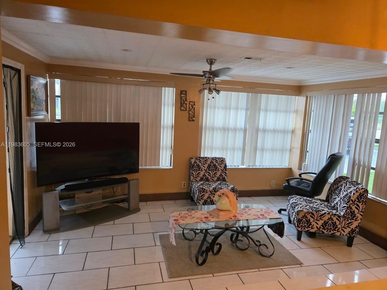 620 Nw 199th St #0 - Photo 2 of 17