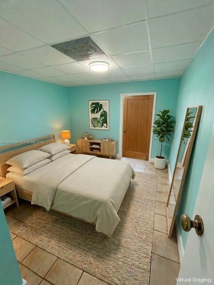 1010 Seaway Dr #F - Photo 4 of 7