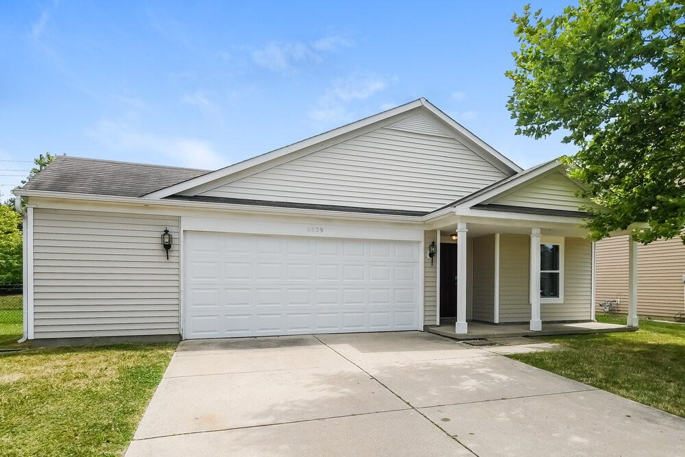 8039 Bach Dr - Photo 3 of 16