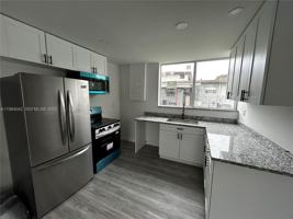 featured image of 4429 Sw 21st St #2