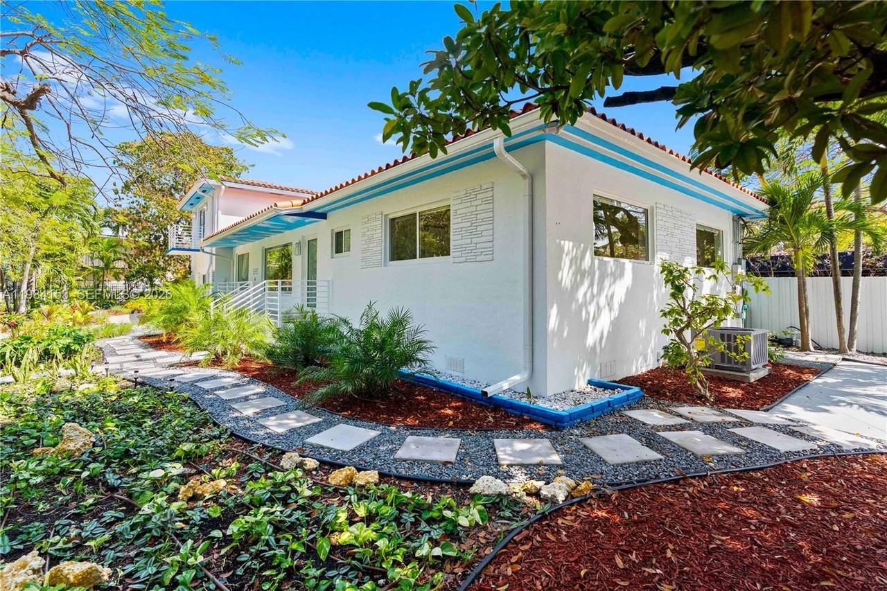 1345 Sw 14th Ave - Photo 6 of 43